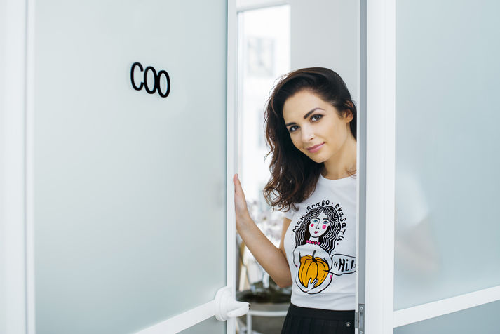 Яна Барінова