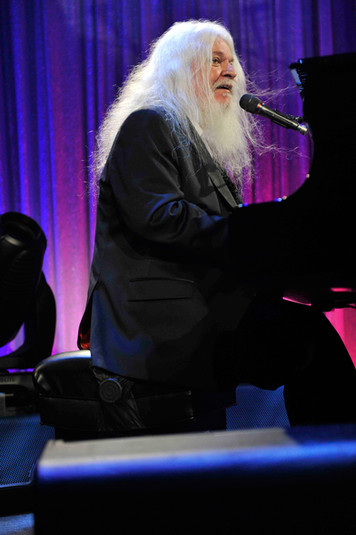 Певец и композитор Леон Рассел (Leon Russell)